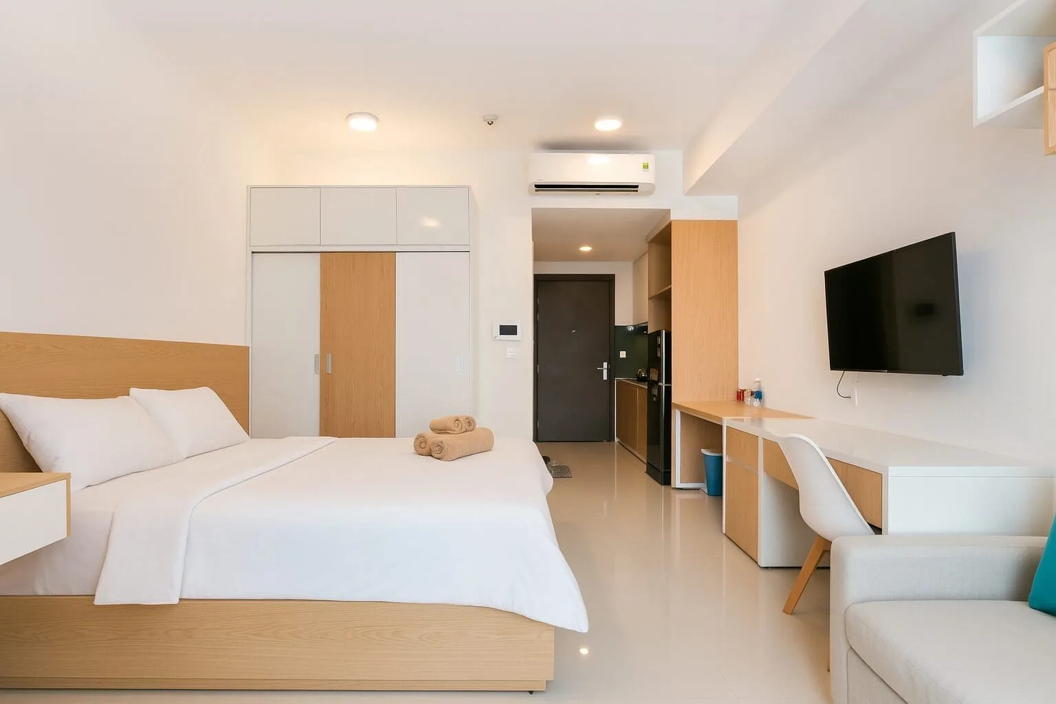 Căn hộ Studio đầy đủ nội thất tại RiverGate Residence Quận 4