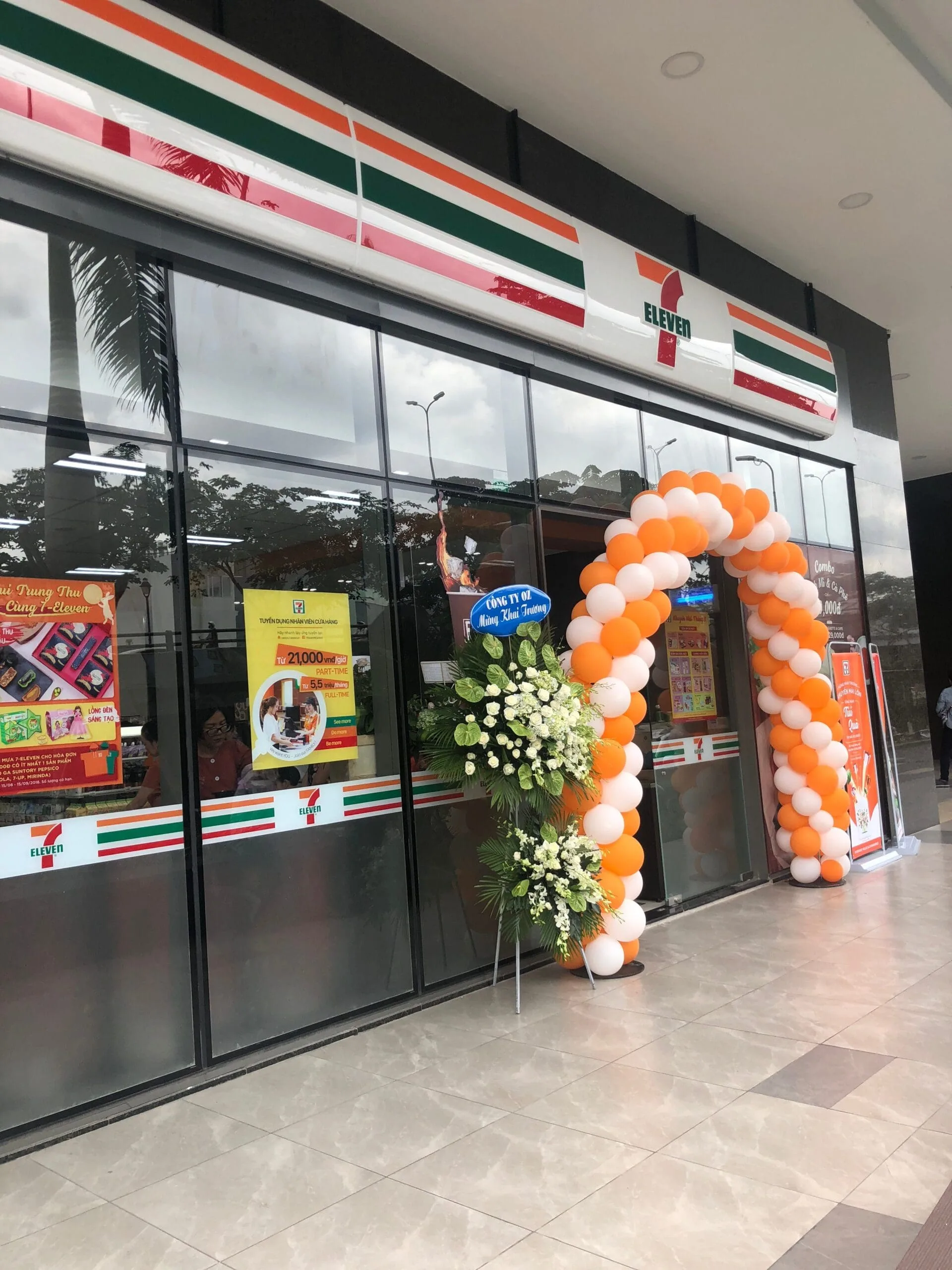 On-site convenience store at RiverGate Residence