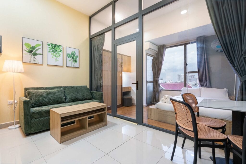 Studio apartment for daily rental at RiverGate Residence in Ho Chi Minh City